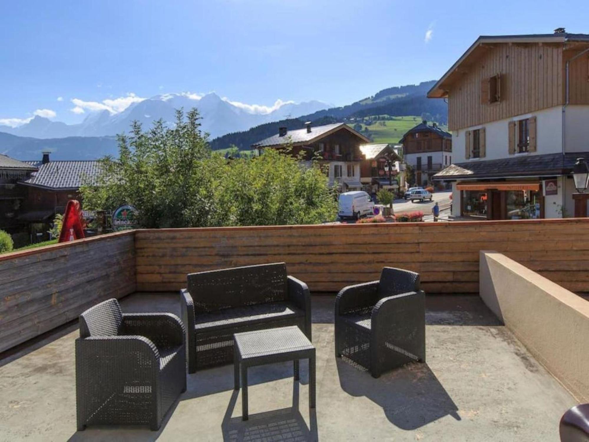 Les Aiguilles De Warens Aparthotel Combloux Kültér fotó