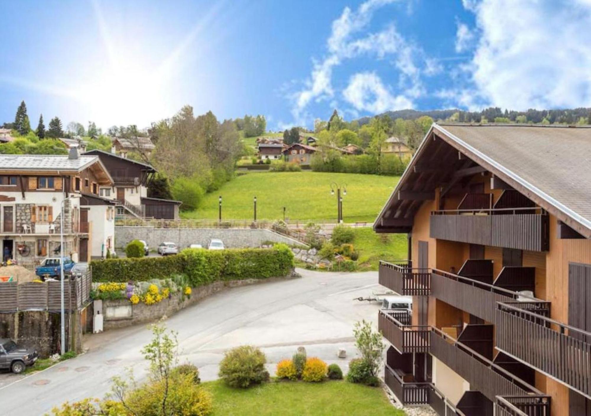 Les Aiguilles De Warens Aparthotel Combloux Kültér fotó